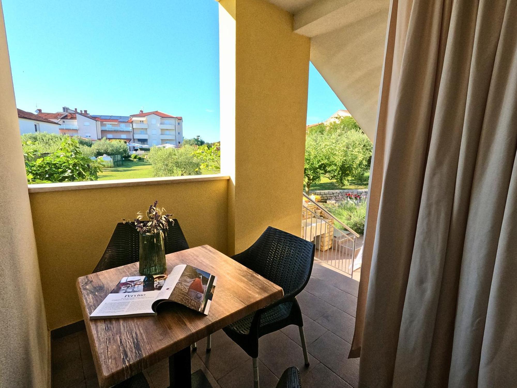 Apartments Goltes Lovrecica  Exterior photo